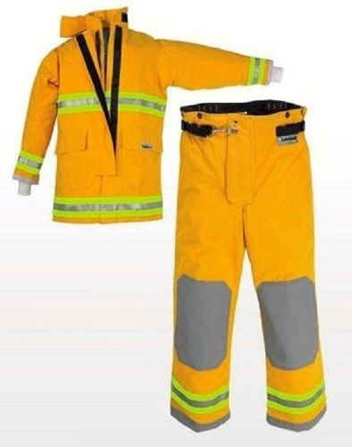 Water Proof And Reusable Full Sleeves Reflective Tape Three Layer Safety Suit