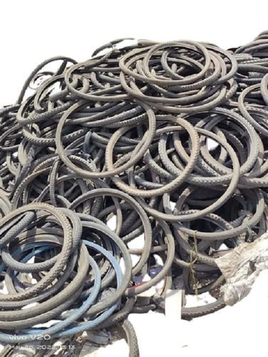 Black Butadiene And Styrene Rubber Old Condition Cycle Tyre Scrap