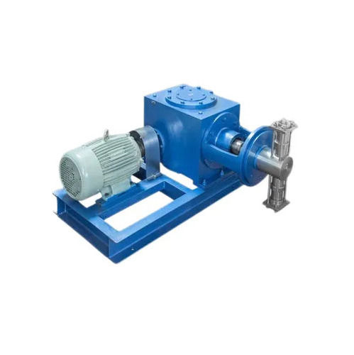 33 Kilogram 80 Lph Plunger Dosing Pump - Color: Blue And White