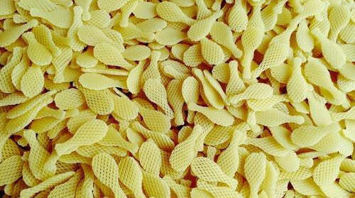 Badminton Shaped Salty And Solid Semolina Cereal Pellets