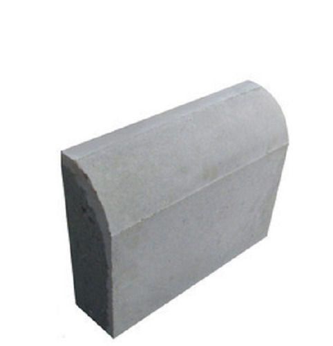 Grey 20 X 5 X 3 Inch Rough Surface Cement Kerbs Stones