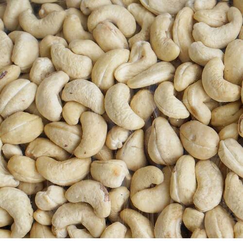 White India Origin Naturally Grown Whole Cashew 320