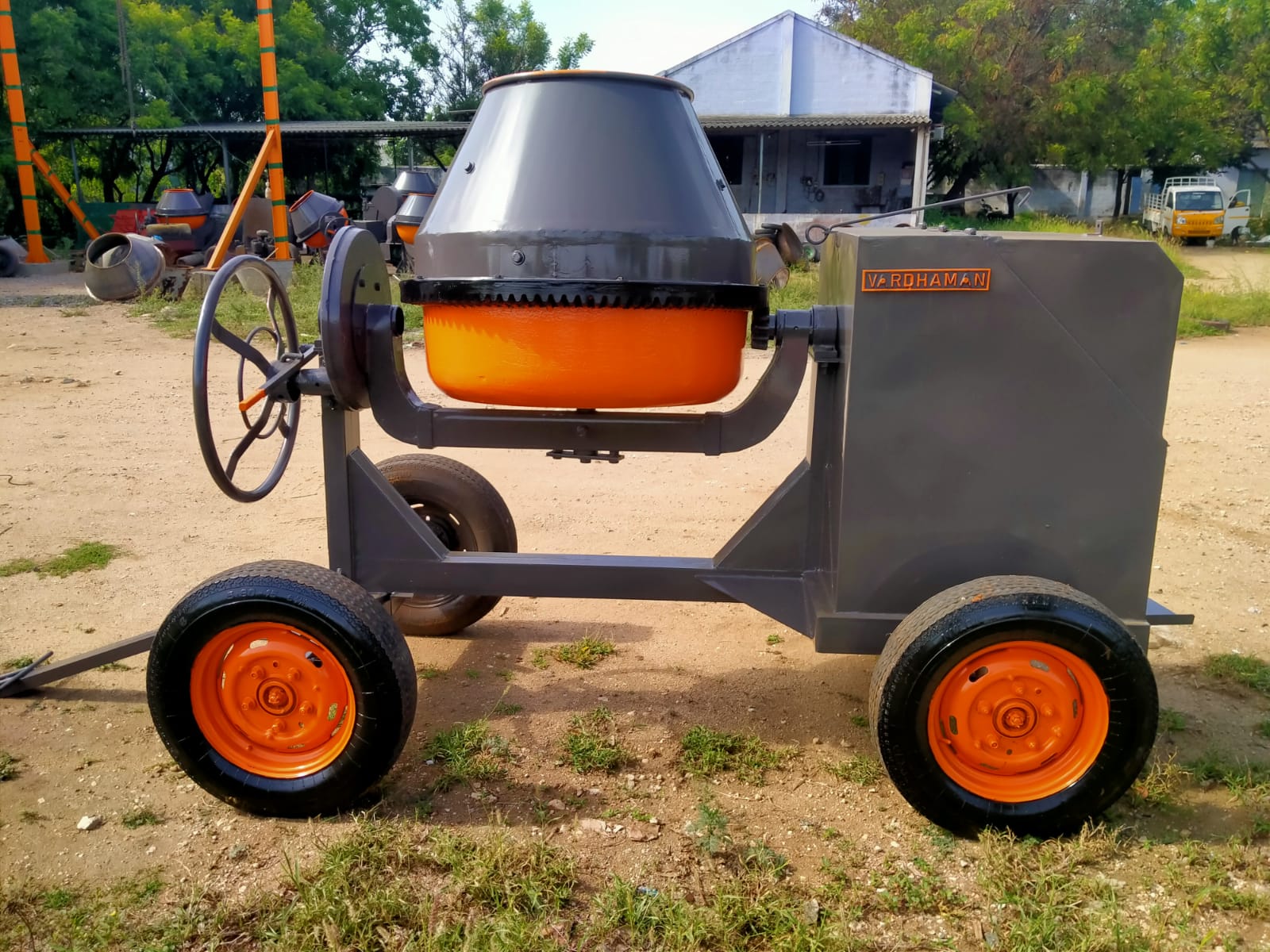 34 Bag Concrete Mixer Machine With Kirloskar Air Cooled Engines, Output Capacity: 480 Litres