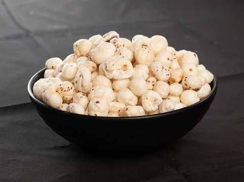 Value-Added Agri - Dehydrated Onion and Garlic, Jaggery, Makhana