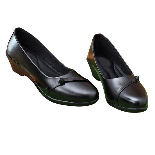 Gimme Kicks Womens Black Formal Belly Shoes