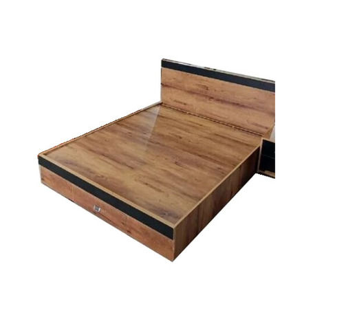 Floor Standing Indian Style Polished Finish Termite Resistant Solid Wooden Double Bed