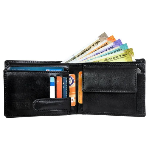 Bi Fold Plain Leather Wallet - Color: Black