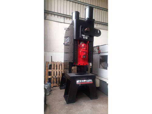 Amada Torc Pac 110 Ton C Frame Power Press