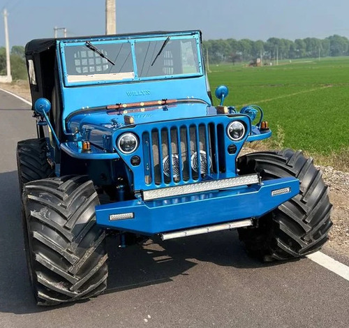 Blue Modified Jeep - Material: Metal