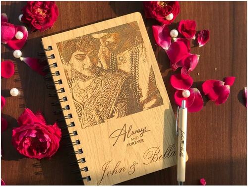 Photo Wooden Diary - Color: Brown