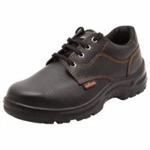 Safety Shoes - Color: Black