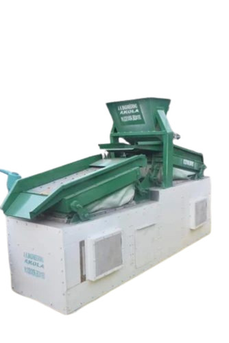 Destoner Machine - Color: Green And White
