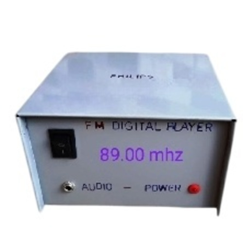 Fm Radio Transmitter - Material: Metal