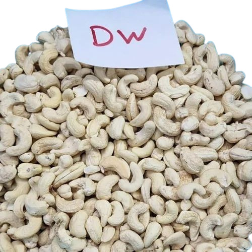 Dw Cashew Kernels - Broken (%): 4%
