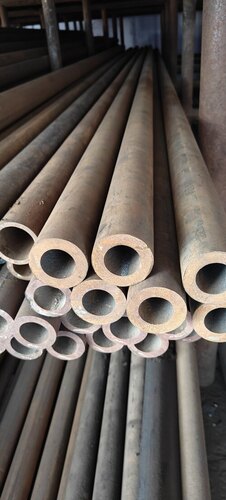 Round Mild Steel Seamless Pipe - Length: 5-6 Meter (M)