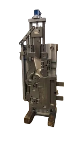 Plastic Moulding Machine - Color: Silver