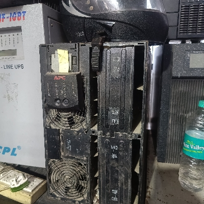 औद्योगिक यूपीएस सिस्टम