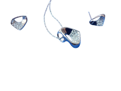 Sterling Silver Beautiful Cubic Zerconia Necklace - Earrings Type: Charm Earrings