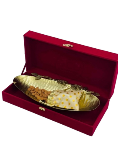 Gifting Gold Metal Tray With Premium Velvet Box - Design Type: Modern