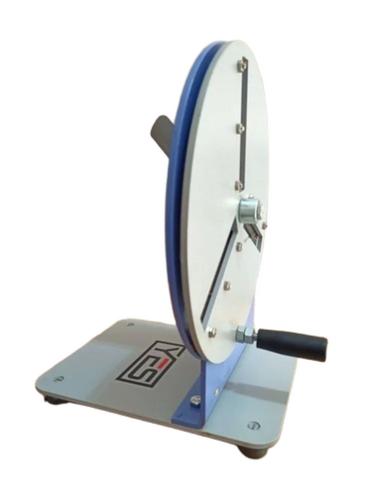 Manual Salad Cutting Machine - Metal, Standard Size, Rust Resistant | User-Friendly Controls, Easy to Clean, Low Maintenance