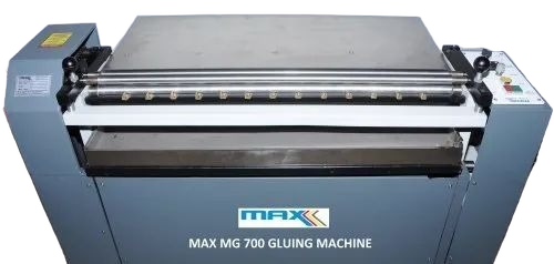 Creasing Machine - 700 MM Gray, 230 V Single Phase, 0.4 KW Power, Manual Gumming