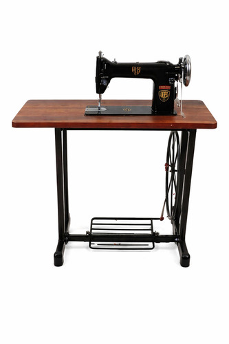 Sewing Machines - Color: Black