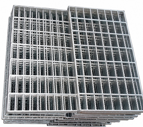 Stainless Steel Grating - Color: Metallic