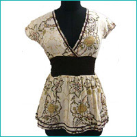 महिलाओं के टॉप्स