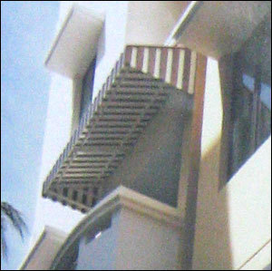 एल्यूमीनियम शामियाना