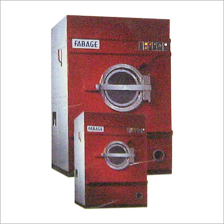 AUTOMATIC DRY-CLEANING MACHINE