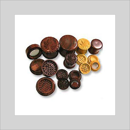 हस्तनिर्मित लकड़ी के पोलिनेटर