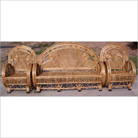 अच्छी तरह से पॉलिश किया हुआ व्हील फैंसी सोफा सेट