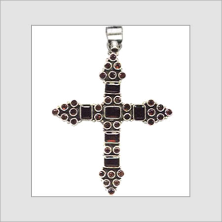 ब्लैक जीसस क्राइस्ट क्रॉस पेंडेंट
