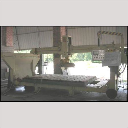 Bridge Saw Machine - High Efficiency, Microcomputer Controlled, Automatic Positioning for Granite and Marble Cutting