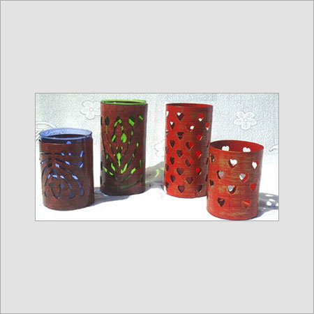 डिजाइनर लकड़ी मोमबत्ती पिंजरों