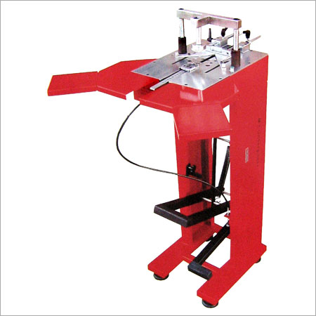 फुट ऑपरेटेड मैनुअल अंडरपिनर मशीन