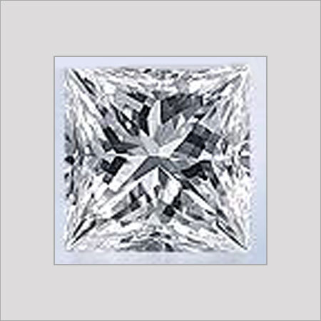 चौकोर आकार का पॉलिश किया हुआ हीरा