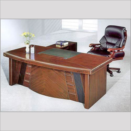 बोस रूम टेबल्स