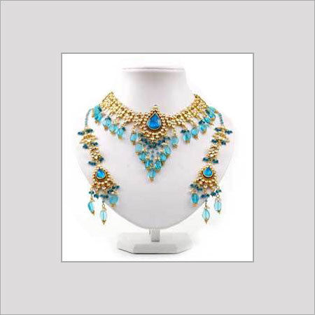 Gold Necklace Set With Colorful Stones 