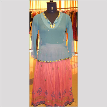 महिलाओं की आकस्मिक पोशाक