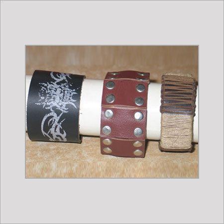 LEATHER BRACELET