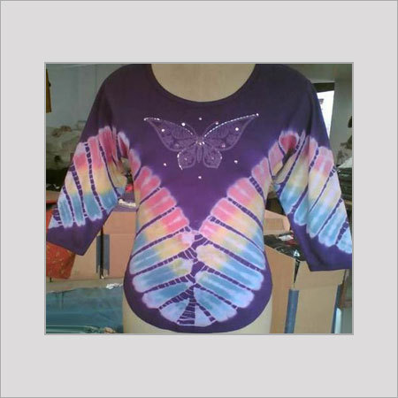 डिज़ाइनर एम्ब्रॉएडर्ड शॉर्ट टॉप