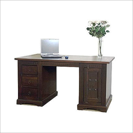 DESIGNER OFFICE TABLE