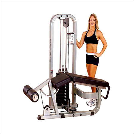 Proclub Line Leg Curl Machine Application: Tone Up Muscle