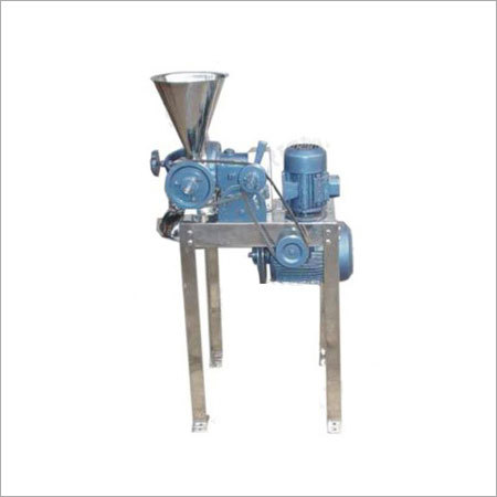 Micro Pulveriser With Screw Feeder
