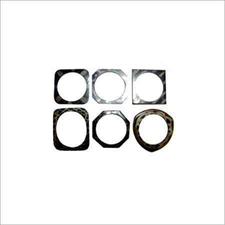 हॉर्न बैंगल