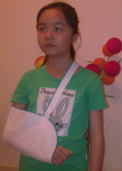 डिस्पोजेबल आर्म स्लिंग