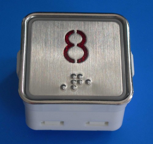 लिफ्ट बटन