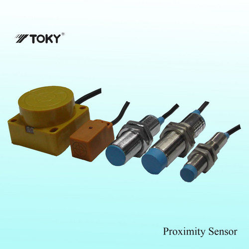 Inductive Or Capactive Proximity Sensor