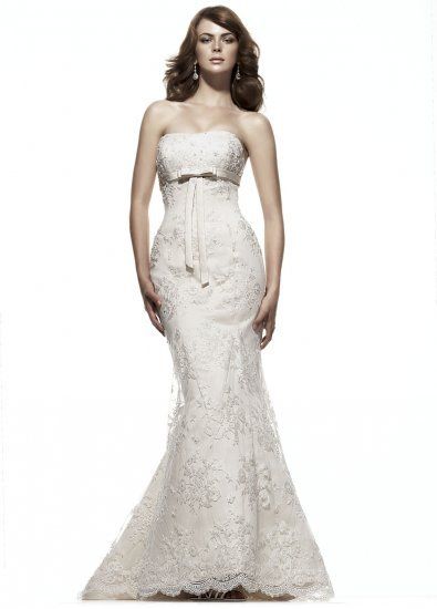 Charming Strapless Embroidery Mermaid Wedding Dress Bridal Gown